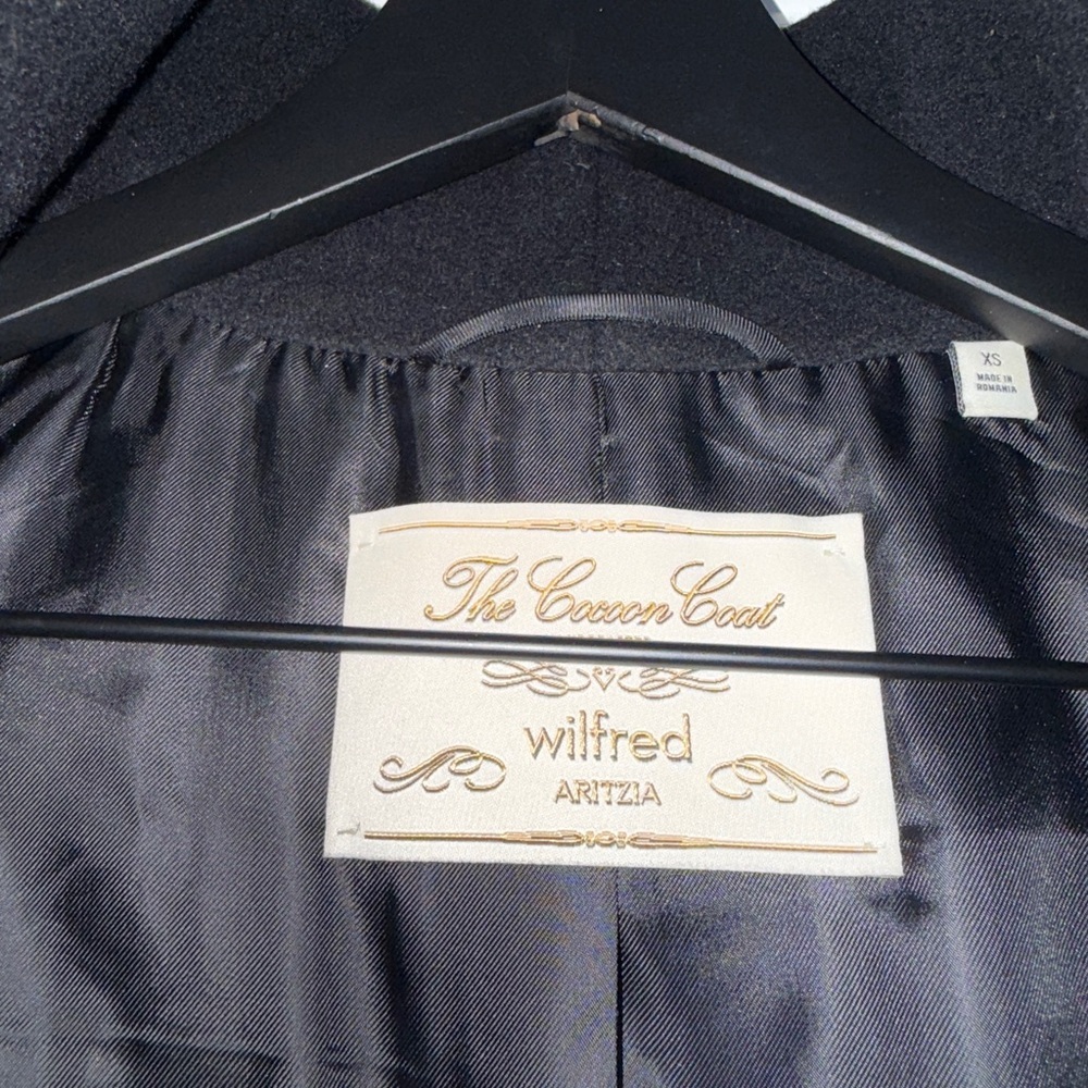 Aritzia Wilfred Classic Cacoon Black Coat - Picture 5 of 6